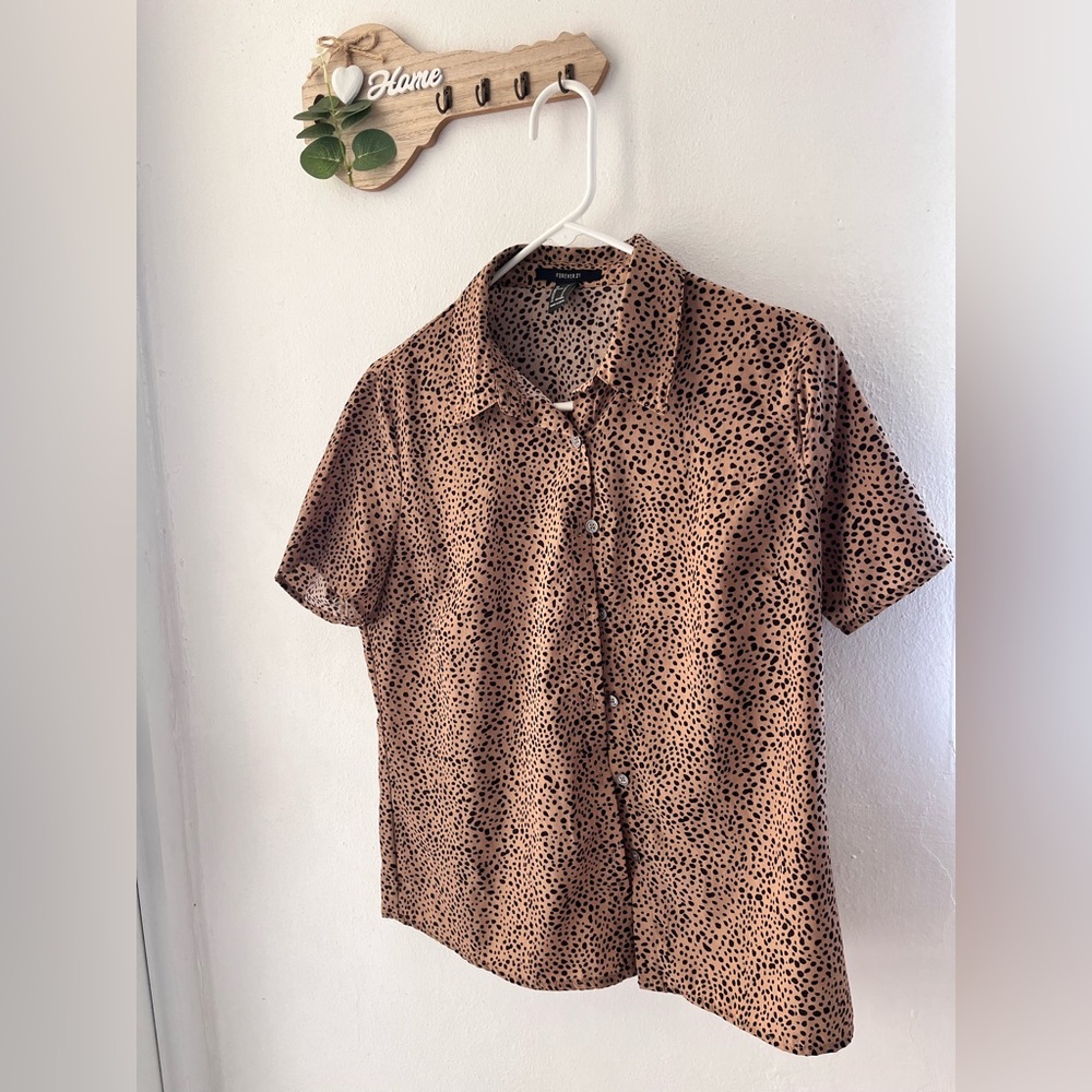 Forever 21 Tan Leopard Print Shirt